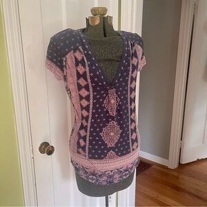 Lucky Brand 🍀 | flowy boho medallion tee, navy/pink, size M